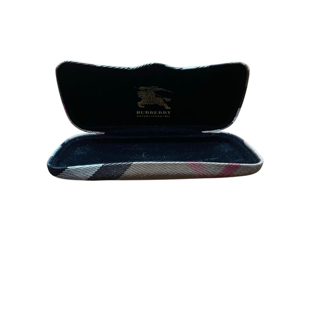 BURBERRY CLASSIC SUNGLASSES CASE